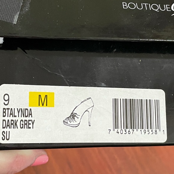 Boutique 9 Btalynda gray peep toe suede high heels - Picture 13 of 14